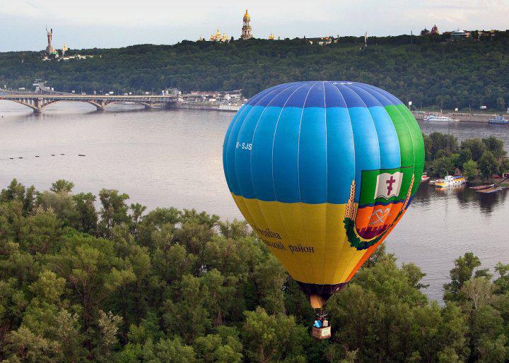 Above the water park on a hot air balloon