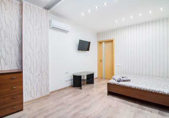 1-к квартира на добу у Києві Богатирська 6а, 17 поверх