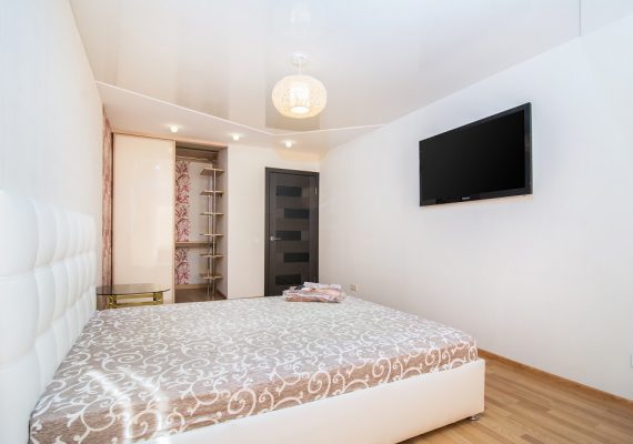 2-к. квартира на добу в Києві. вул. Зої Гайдай 9а