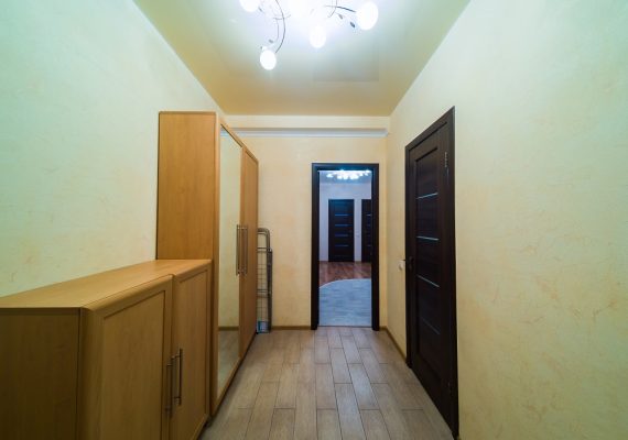 2-к. квартира на добу у Києві. вул. Калнишевского, 7, 2 секція