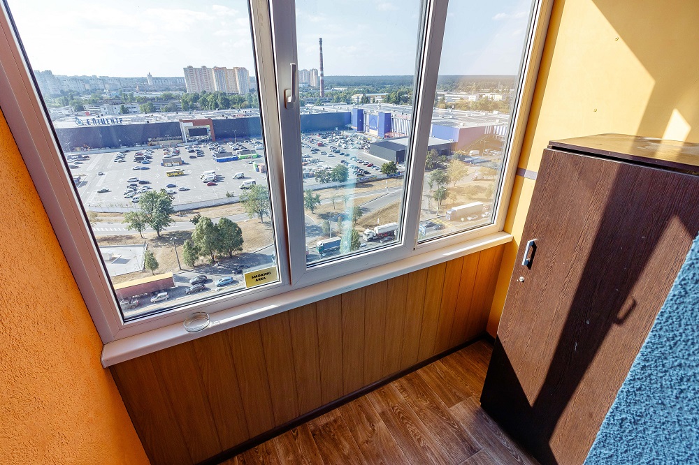 2-к. квартира на добу в Києві, вул. Богатирська 6а, 15 поверх