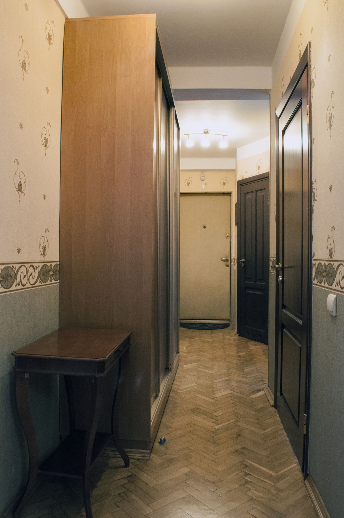 3-к.квартира в Киеве посуточно. проспект Оболонский 16а