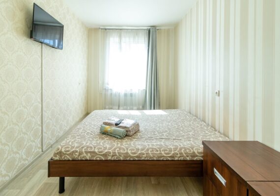 2-к. квартира на добу в Києві. пр-т Володимира Івасюка 17 (Героів Сталінграду)