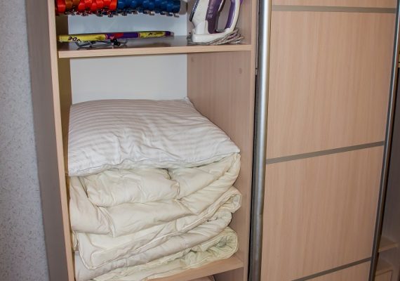 1-к.квартира подобово в Києві, пр-т Володимира Івасюка 19а (Героів Сталінграду)