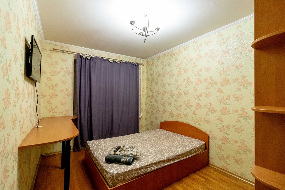 2-к. квартира на добу у Києві. вул. Левка Лук`яненко 3-в (Маршала Тимошенко)