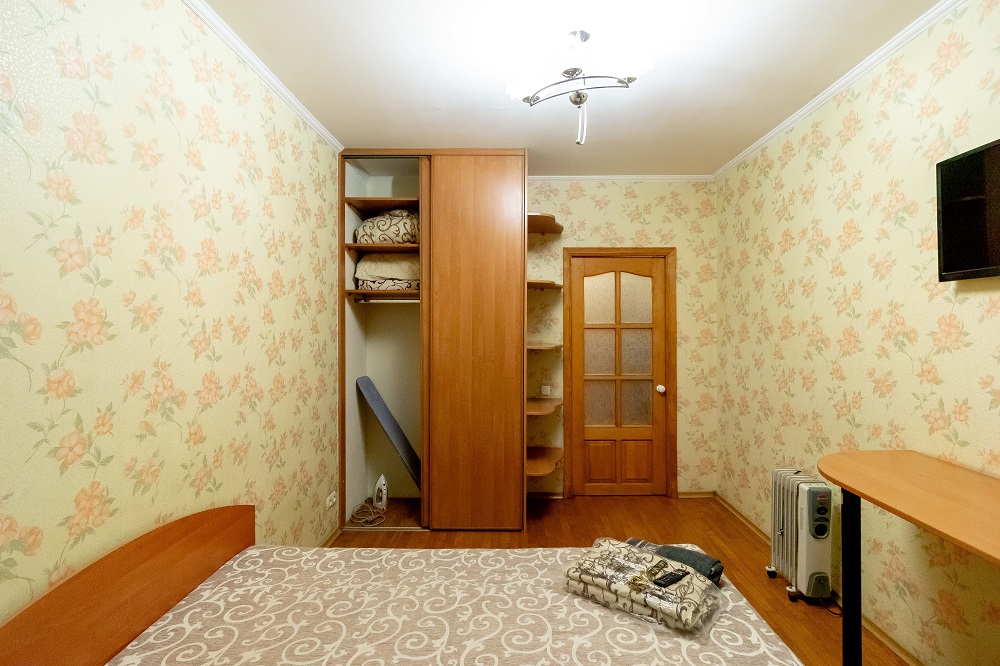 2-к. квартира на добу у Києві. вул. Левка Лук`яненко 3-в (Маршала Тимошенко)