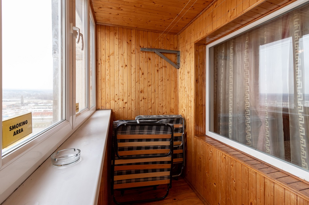 3-к. квартира на добу в Києві. вул. Озерна 8 (для навігації – район Оболонь)