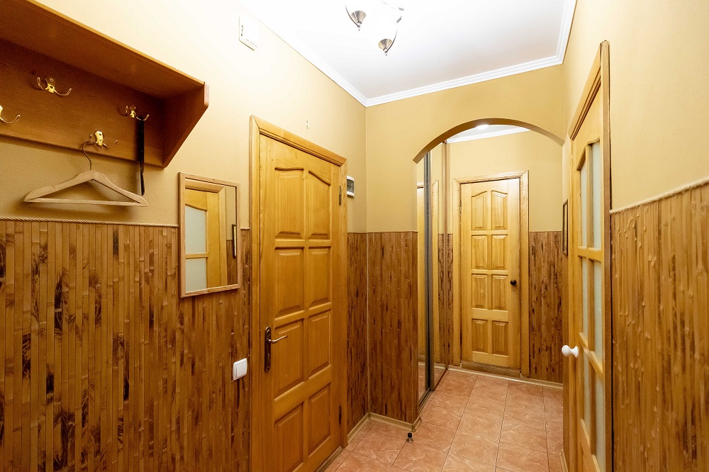 2-к. квартира на добу у Києві. вул. Левка Лук`яненко 3-в (Маршала Тимошенко)