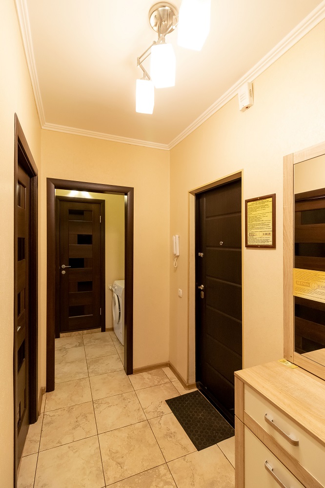 2-к. квартира на добу в Києві. вул. Героїв Дніпра 36-Б