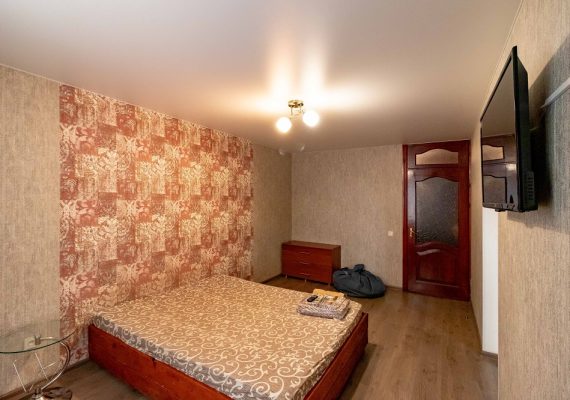 1-к.квартира подобово в Києві, вул. Героїв Дніпра 38-Б