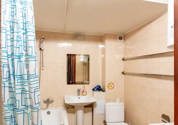 1-к.квартира подобово в Києві, вул. Героїв Дніпра 38-Б