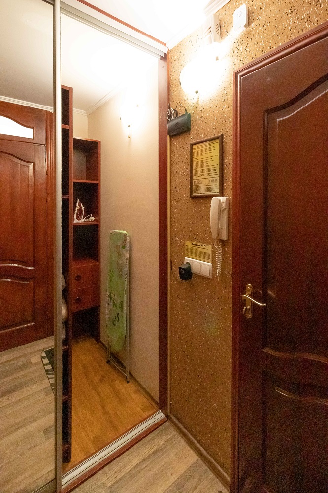 1-к.квартира подобово в Києві, вул. Героїв Дніпра 38-Б