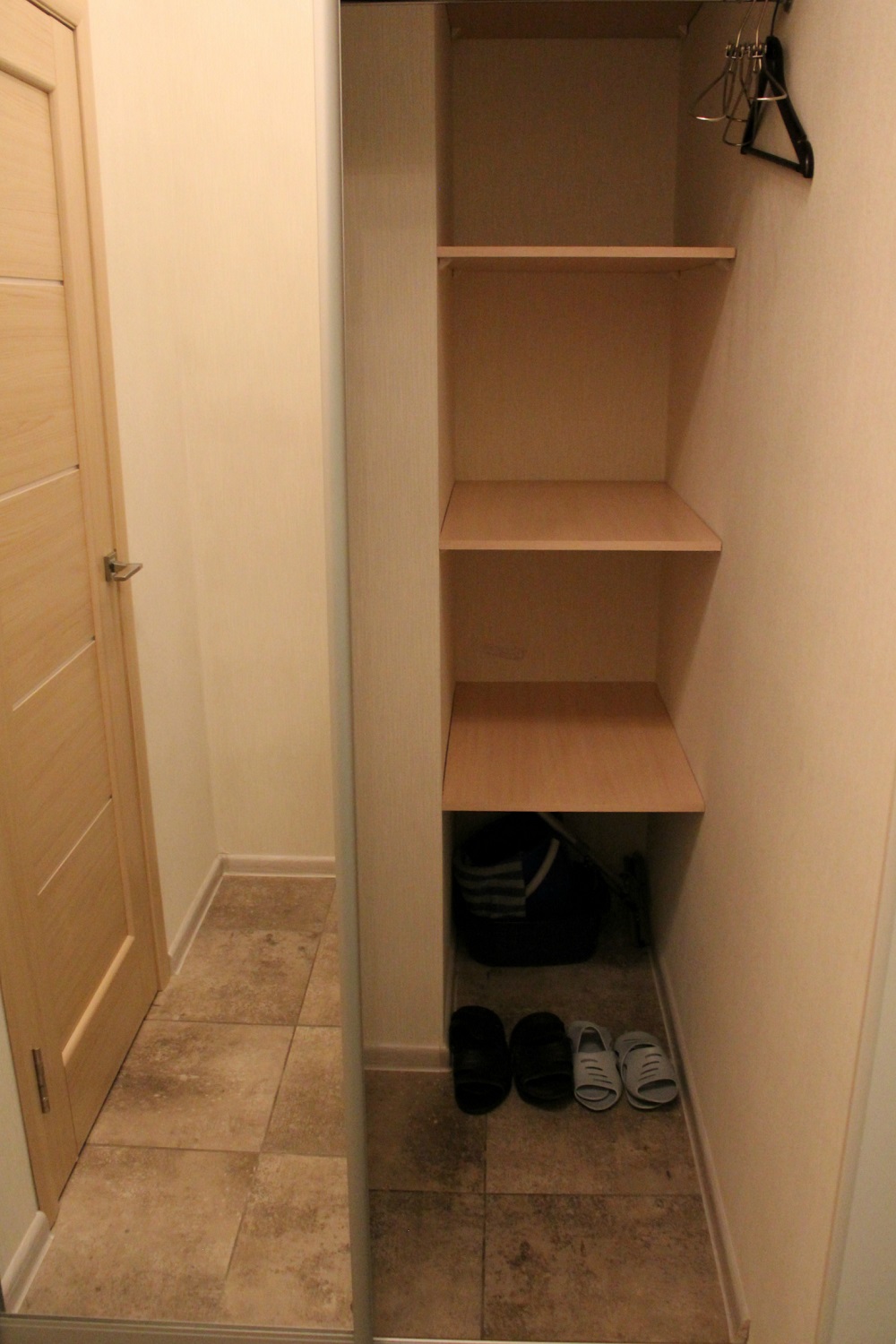 2-к. квартира на добу в Києві, вул. Петра Калнишевського 7, 4 секція