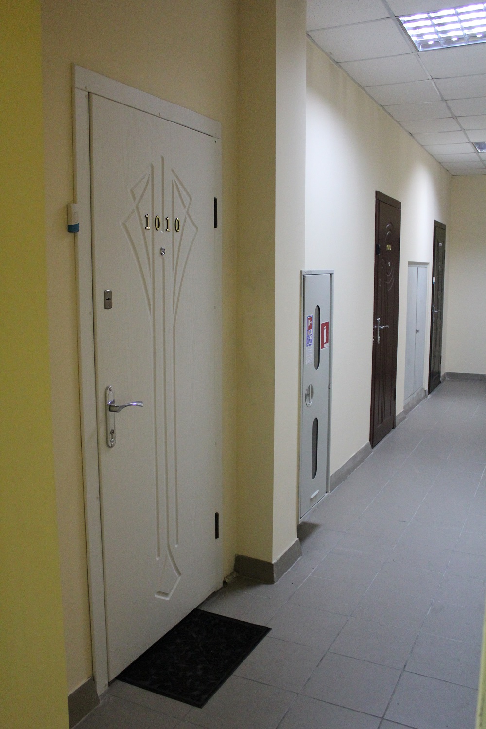 2-к. квартира на добу в Києві, вул. Петра Калнишевського 7, 4 секція