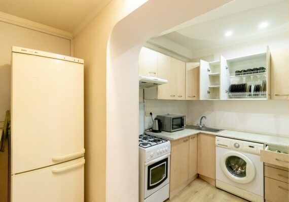 3-к.квартира подобово в Києві, вул. О. Архипенка 8