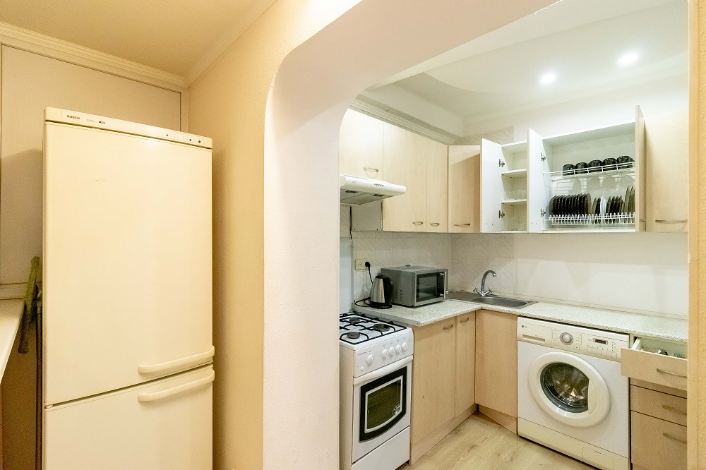 3-к.квартира подобово в Києві, вул. О. Архипенка 8