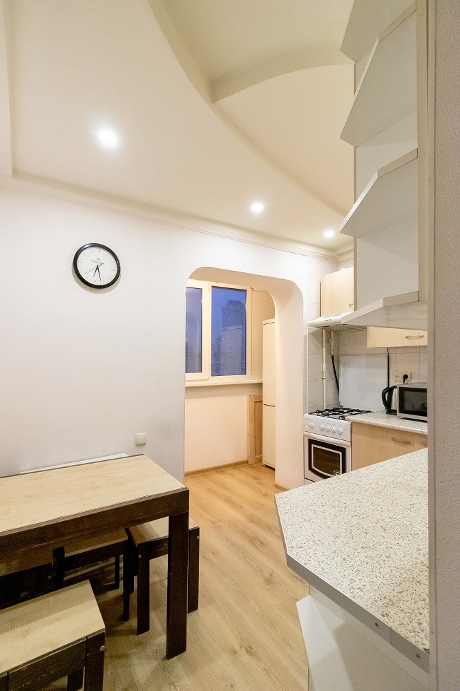 3-к.квартира подобово в Києві, вул. О. Архипенка 8