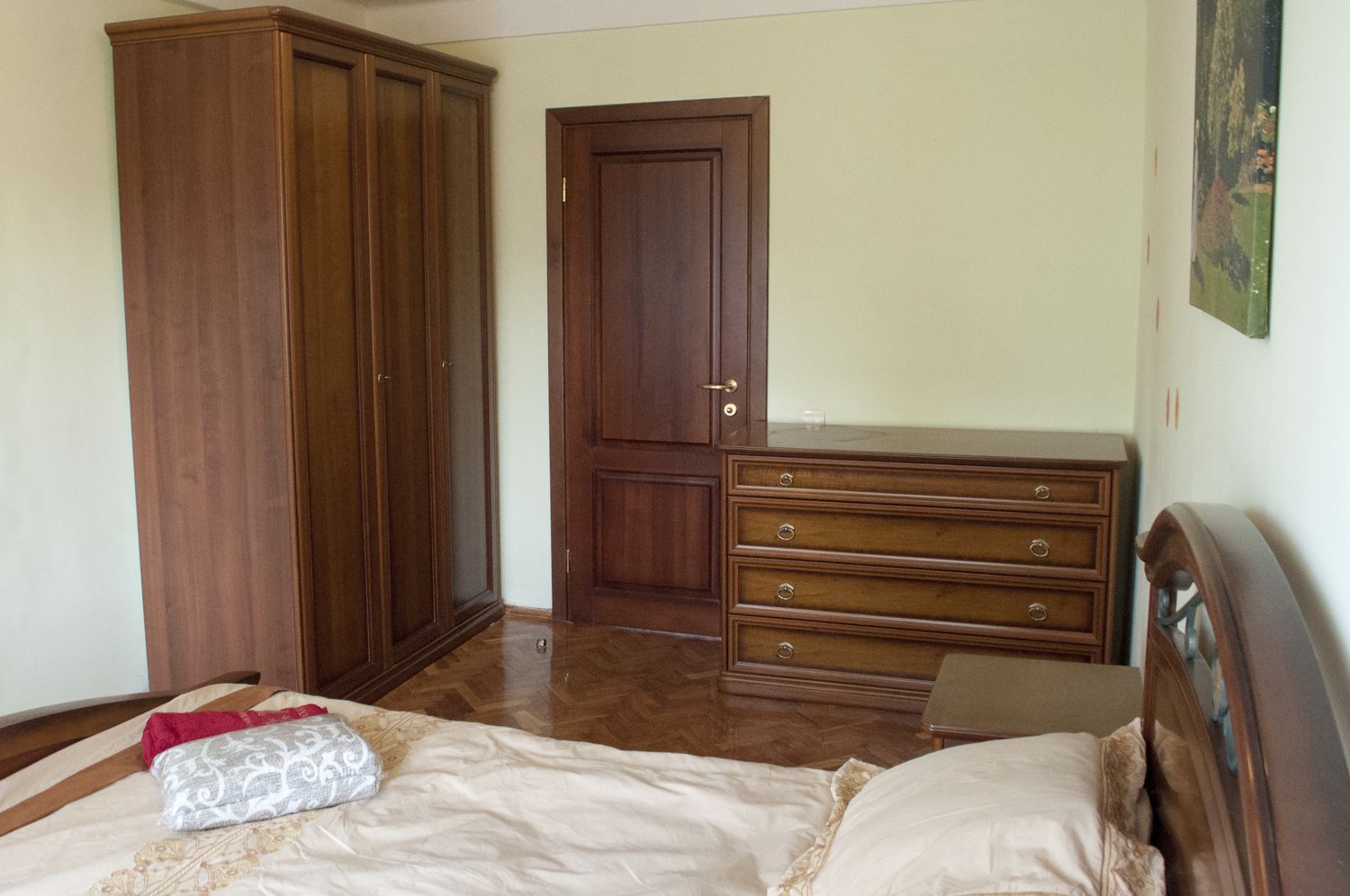 3-к.квартира у Києві подобово. проспект Оболонський 16а