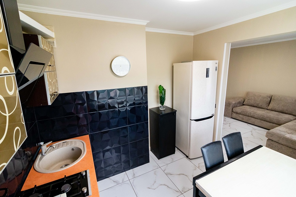 3-к.квартира подобово в Києві, вул. Прирічна 5