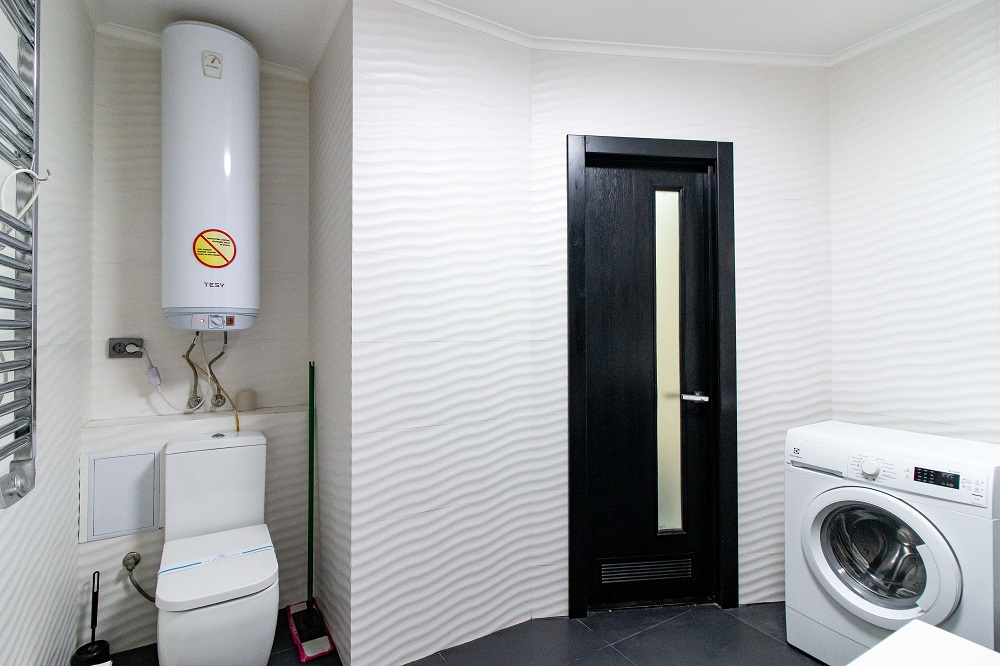 3-к.квартира подобово в Києві, вул. Прирічна 5